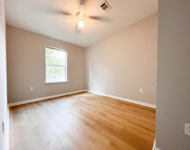 5289 Stacy Street - Photo Thumbnail 15