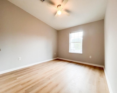 5289 Stacy Street - Photo Thumbnail 9
