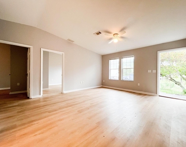 5289 Stacy Street - Photo Thumbnail 14
