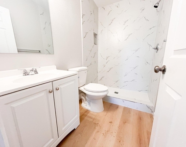 5289 Stacy Street - Photo Thumbnail 8