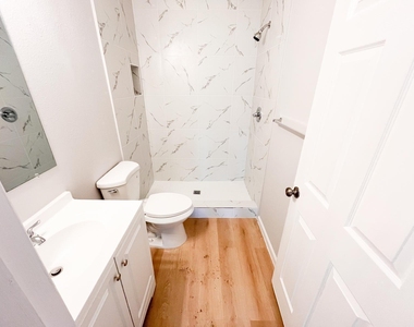 5289 Stacy Street - Photo Thumbnail 12