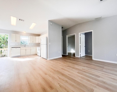 5289 Stacy Street - Photo Thumbnail 1