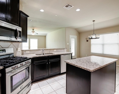 1311 Coleman Drive - Photo Thumbnail 3