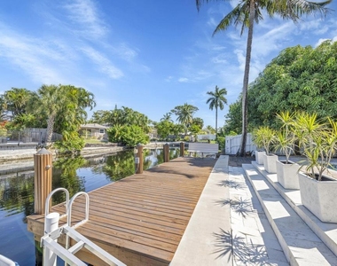 1771 Ne 35th Street - Photo Thumbnail 33