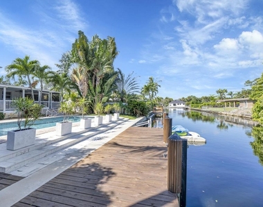 1771 Ne 35th Street - Photo Thumbnail 17