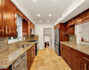 1771 Ne 35th Street - Photo Thumbnail 30