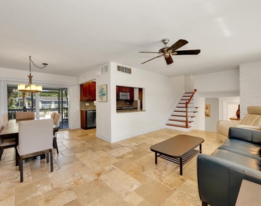 1771 Ne 35th Street - Photo Thumbnail 3
