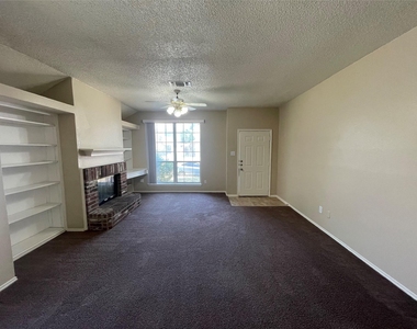 2729 Bent Brook Drive - Photo Thumbnail 3