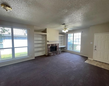 2729 Bent Brook Drive - Photo Thumbnail 2