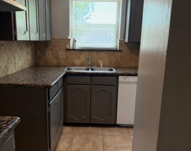 7608 Chapin Road - Photo Thumbnail 4