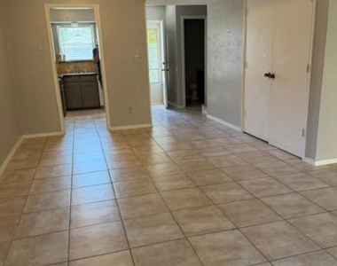 7608 Chapin Road - Photo Thumbnail 6