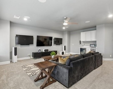 6700 Herbert Road - Photo Thumbnail 22
