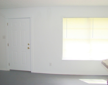 1506 N Preston Street - Photo Thumbnail 18
