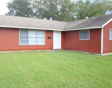 1506 N Preston Street - Photo Thumbnail 1