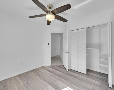 5361 Nw 90th Avenue - Photo Thumbnail 10