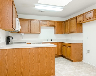 1513 S 3rd Street S - Photo Thumbnail 13