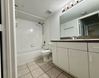 5041 Wiles Road - Photo Thumbnail 3