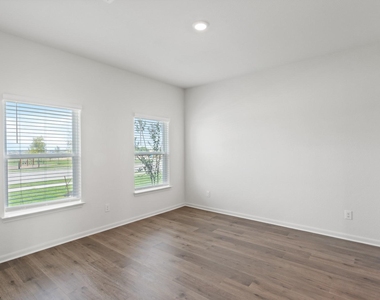 13524 Turtle Mountain Road - Photo Thumbnail 4
