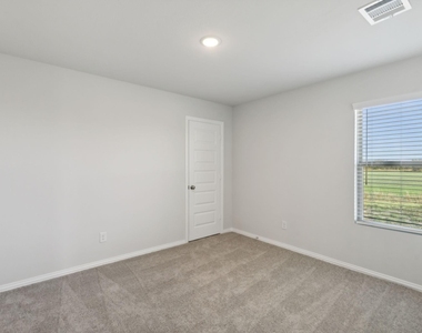 1907 Rolling Ridge Drive - Photo Thumbnail 15