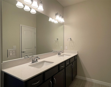 8191 Cinch Way - Photo Thumbnail 11