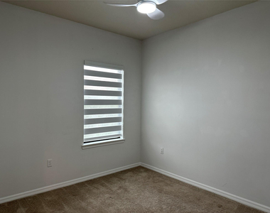 8191 Cinch Way - Photo Thumbnail 13