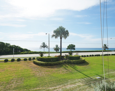 2727 N Ocean Boulevard - Photo Thumbnail 18