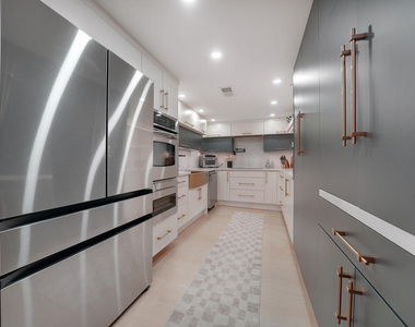2727 N Ocean Boulevard - Photo Thumbnail 6