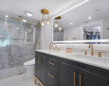 2727 N Ocean Boulevard - Photo Thumbnail 11