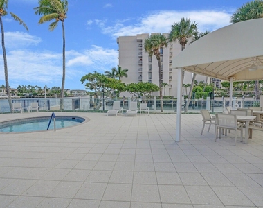 2727 N Ocean Boulevard - Photo Thumbnail 26