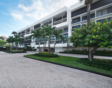 2727 N Ocean Boulevard - Photo Thumbnail 19