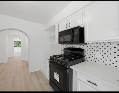 3350 Grafton Avenue - Photo Thumbnail 4