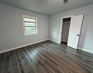 2738 Lawrence Street - Photo Thumbnail 7