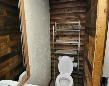 1800 Newport Road - Photo Thumbnail 12