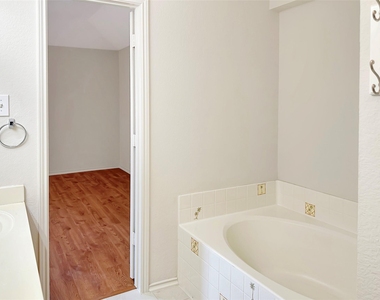 3457 Newgate Street - Photo Thumbnail 18