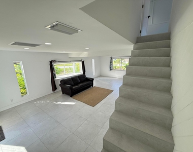 5814 Se Orange Blossom Trail - Photo Thumbnail 12