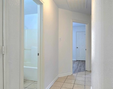 5017 Chapman Street - Photo Thumbnail 22