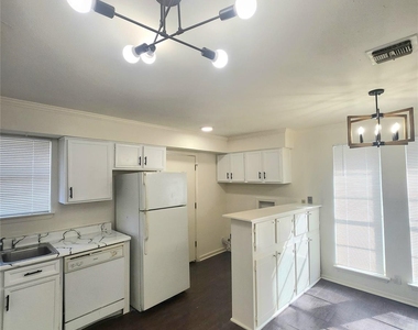 7308 Sanger Avenue - Photo Thumbnail 7
