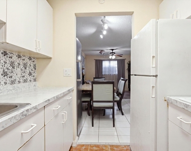 600 Sw 2nd Avenue - Photo Thumbnail 7