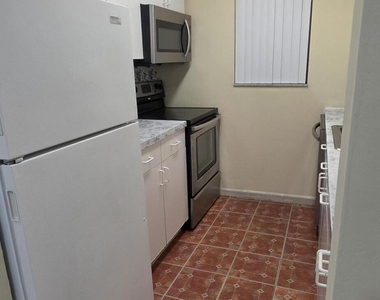 600 Sw 2nd Avenue - Photo Thumbnail 9
