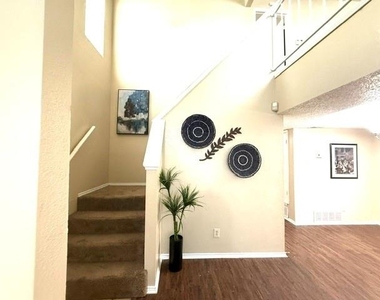 4316 Columbus Trail - Photo Thumbnail 4
