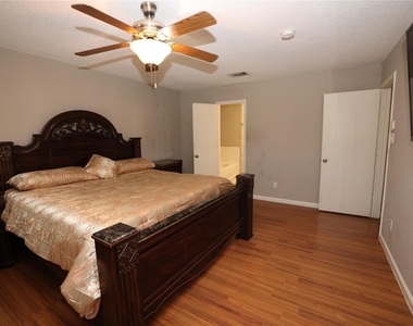 4360 Mesa Drive - Photo Thumbnail 25
