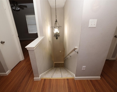 4360 Mesa Drive - Photo Thumbnail 11