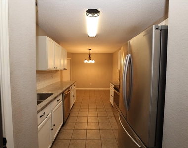 4360 Mesa Drive - Photo Thumbnail 14