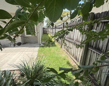 12804 Maribou Circle - Photo Thumbnail 11