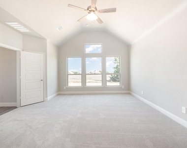 720 Candace Drive - Photo Thumbnail 16