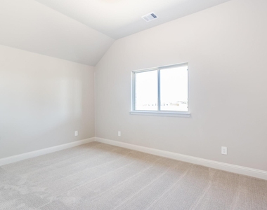 720 Candace Drive - Photo Thumbnail 27