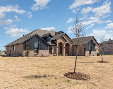 720 Candace Drive - Photo Thumbnail 1