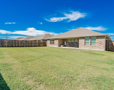 555 Delaware Road - Photo Thumbnail 28