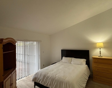 14109 Wellington Trace - Photo Thumbnail 13