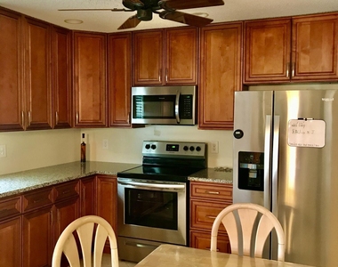 6333 Stanley Lane - Photo Thumbnail 7